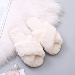 Winter Women House Slippers Faux Fur Fashion Warm Shoes Woman Slip on Flats Female Slides Black Pink cozy home  furry slippers